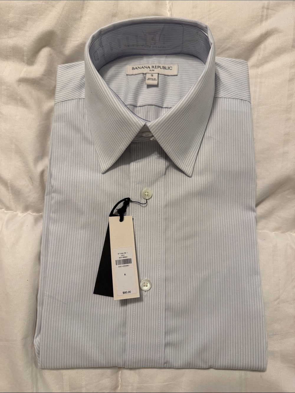 Banana Republic Men's Pale Blue Pinstripe Dress Shirt